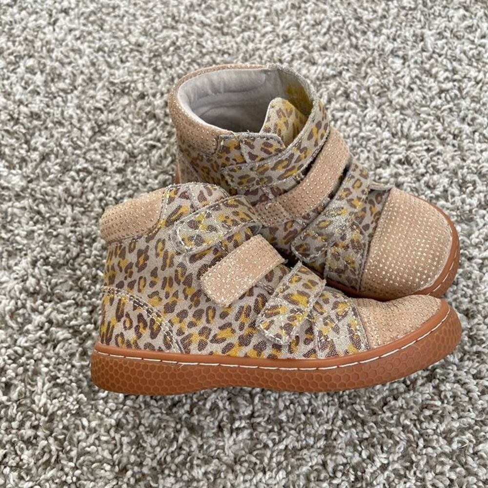 Size 10 / Toddler Girl Livie & Luca Boots